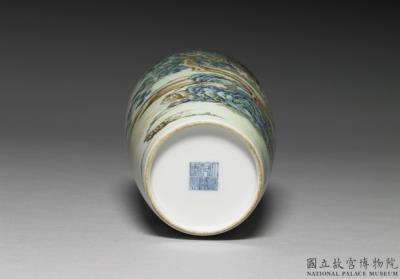 图片[3]-Mei-p’ing vase in yang-ts’ai enamels with landscape and imperial poem décor 1743 (Ch’ien-lung reign)-China Archive